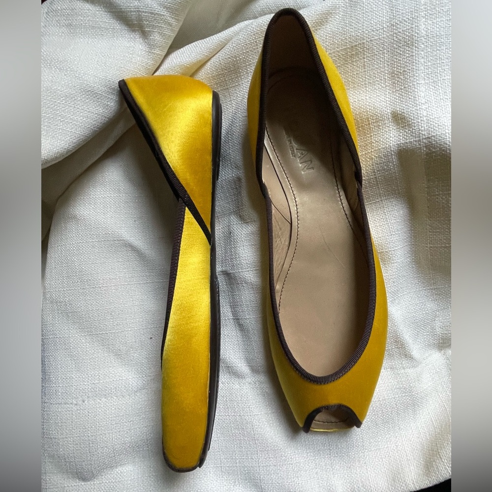 HOGAN Italian made Satin Ballerinas